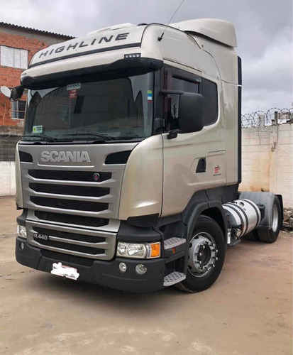 Imagem 3 de 6 de Scania R440