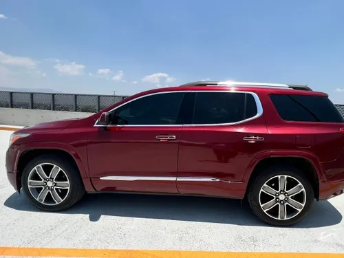 GMC Acadia 3.7 Denali At