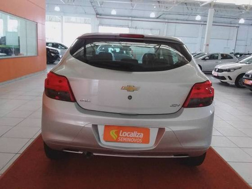 Chevrolet Onix 1.0 Mpfi Lt 8v Flex 4p Manual