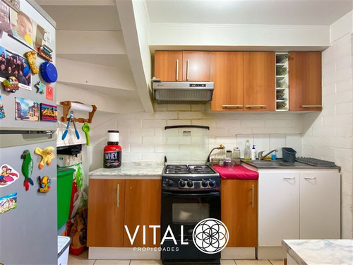 Casa En Venta De 3 Dormitorios Y 1 Baño En Puente Alto
