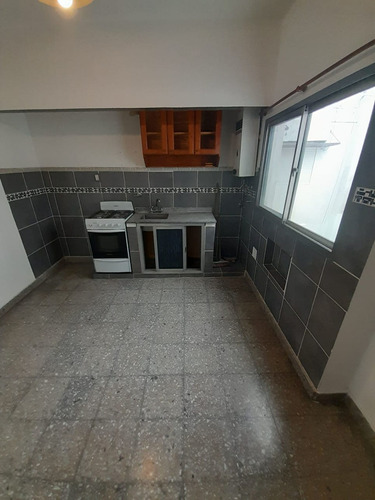 Imagen 4 de 21 de Venta Departamento 2 Ambientes Bernal