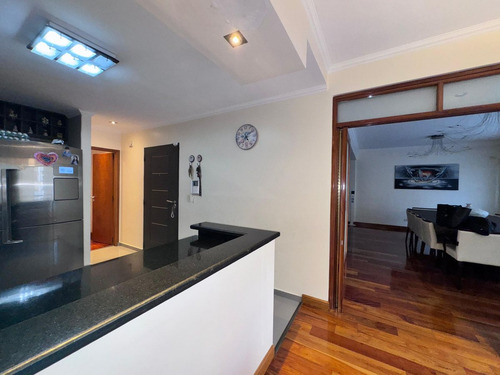 Excelente Depto 4 Amb Doble Cochera Quilmes Centro