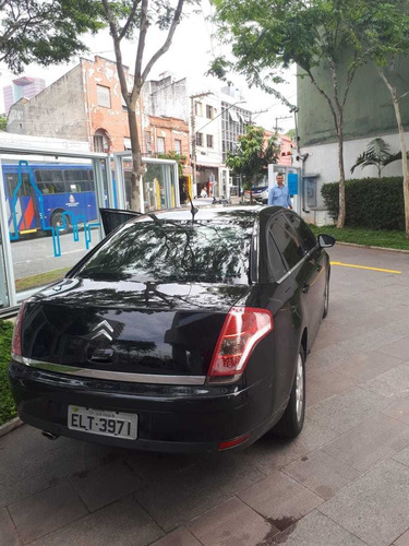 Citroën C4 Pallas 2.0 Exclusive Flex Aut. 4p 2011