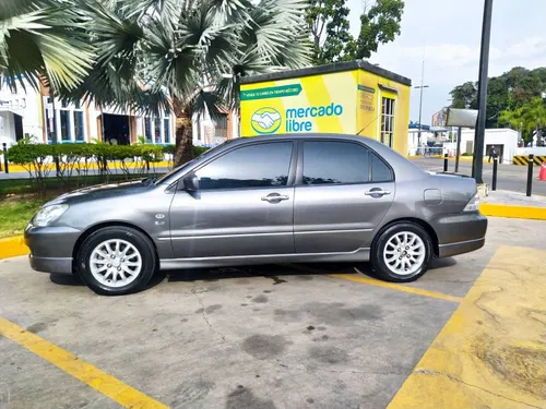 Mitsubishi Lancer Touring