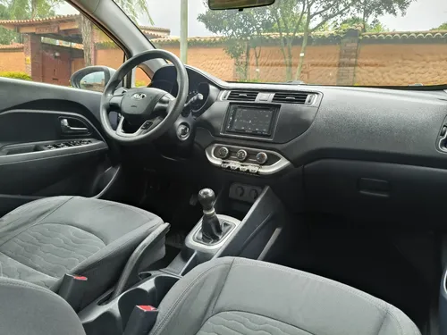 Kia Rio Ub Ex 1.2cc Mt 2017