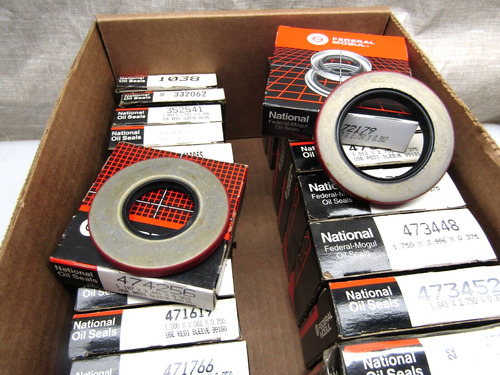 Federal Mogul National Oil Seal 474256 1.187 X 2.441 X Jje