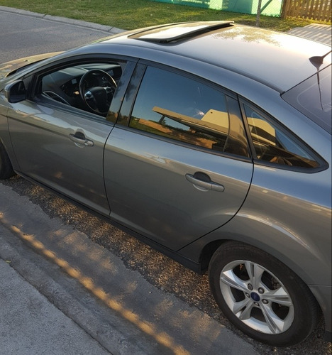 Ford Focus Iii 2.0 Sedan Se Plus Mt 2014