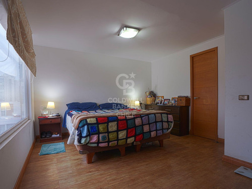 Maravillosa Casa Con Vista Al Mar, Sector Sur