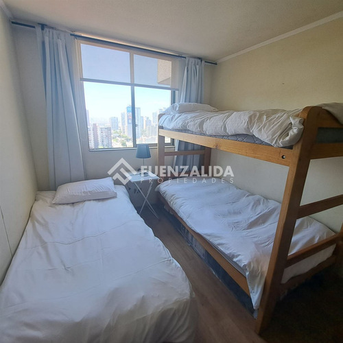 Departamento En Venta De 2 Dorm. En Metro Ecuador