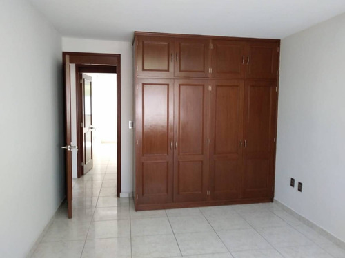 Imagen 9 de 27 de Venta De Casa Residencia En Venta En Real Del Valle