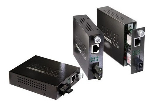 Imagen 1 de 2 de Planet Fst-802 Convertidor De Medios