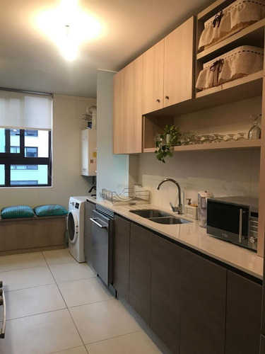 Departamento Amoblado En Arriendo 4 Dorm. La Dehesa Central