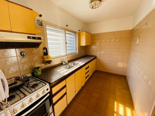 Imagen 2 de 10 de Departamento En Venta En Lanús Este