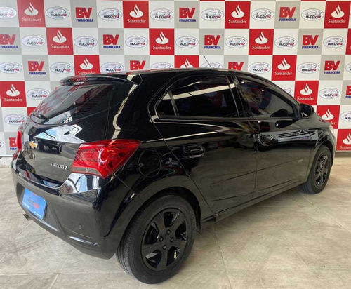 Imagem 11 de 11 de Chevrolet Onix 1.4 Mt Eff 2017