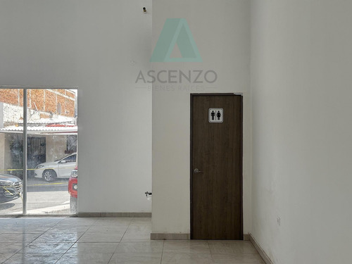 Venta De Local En Plaza Guadalupe, Gracha