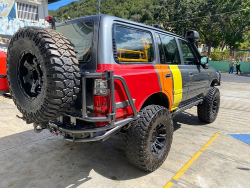 Imagen 4 de 10 de Toyota Land Cruiser