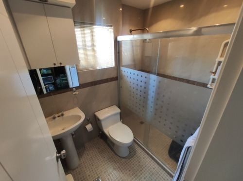 Imagen 10 de 12 de Townhouse En Res. Monte Plata Mp