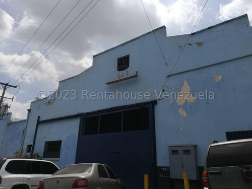Galpón Industrial De Doble Altura En Venta En Catia Calle Privada