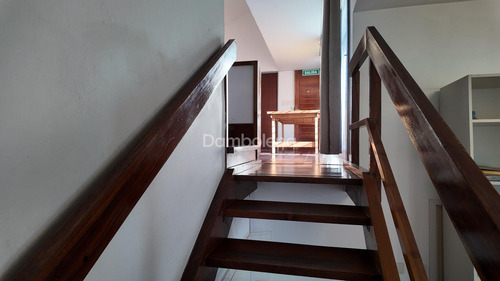 Casa Chalet En Venta - Moreno