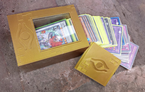 Deck Box Personalizado Yugioh Yu Gi Oh Ventana Pixelados_ Ojos Rojos N/a