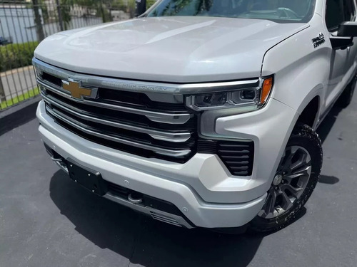Chevrolet Silverado 5.3 V8 High Country