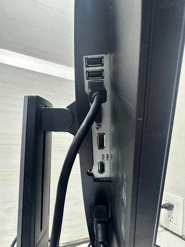 Dell Optiplex 7060 I7 Oct. 16gb Ssd 512gb 1tb Tv 4gb Mon 22 (Reacondicionado)