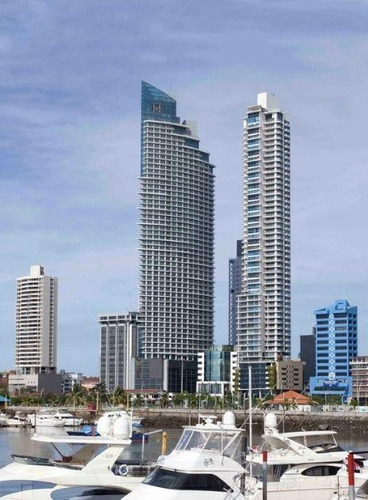 Imagen 1 de 14 de Venta De Apartamento Amoblado En Yacht Club, Avenida Balboa