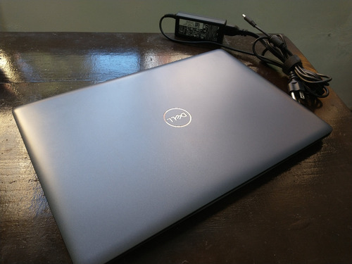 Laptop Dell Inspiron 5570 Gris 15.6 , Intel Core I5 (Usado)