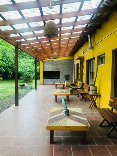 Imagen 6 de 14 de Alquiler Casa De Campo Promo Cerquita En Mercedes Buenos Aires Grupos Grandes Son 6 Habitaciones Con Baños Privados Calefacción Wi Fi Experiencia Campo Asado Fogonero