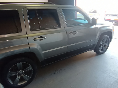 Jeep Patriot 2.4 Sport 4x4 170cv Atx