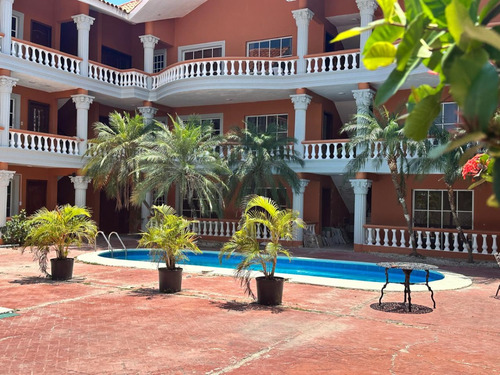 Apartamento En Reventa A Pasos De Playa Bávaro, Paraíso De Punta Cana