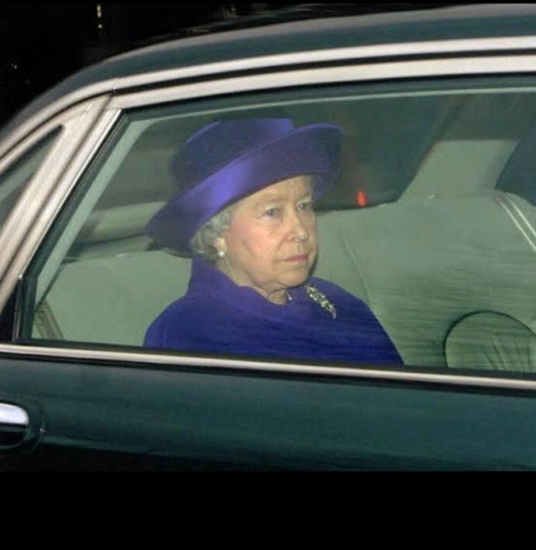 Imagem 15 de 15 de Jaguar Daimler, O Carro Da Família Real Britânica, Ano 1997