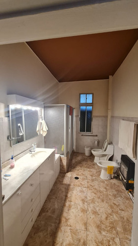 Rebajada............venta De Casa Con Gran Terreno