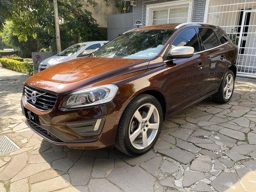 Volvo XC60 2.0 T5 R DESIGN TURBO GASOLINA 4P AUTOMÁTICO