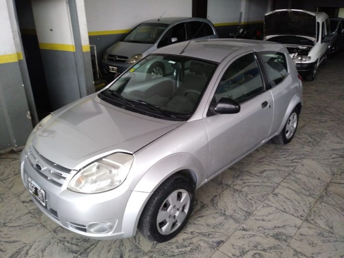 Imagen 9 de 10 de Ford Ka Fly Viral 1.6 Gnc 2011