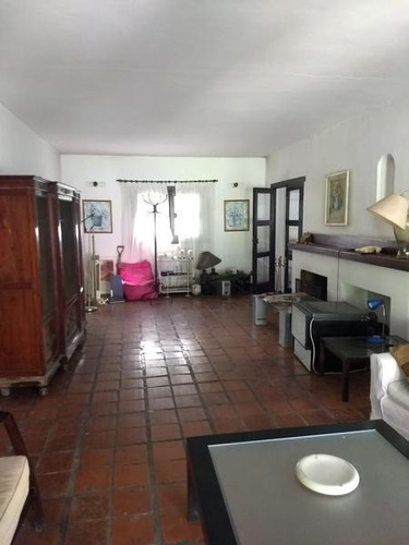 5 Dormitorios En Excelente Zona De Bella Vista