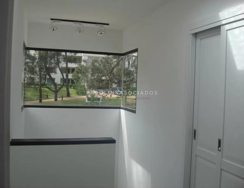Casa En Venta De 3 Dormitorios En Complejo Solanas Barrio Cerrado, Punta Del Este.