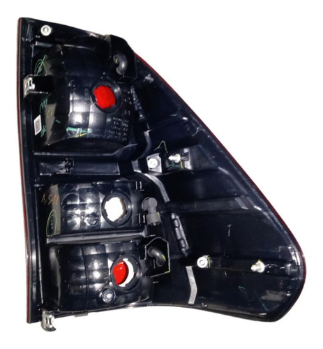 Imagen 4 de 4 de Faro Trasero Izq Toyota Hilux 16/19 Original