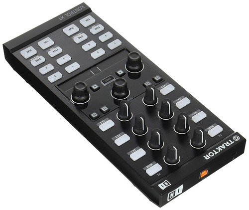 Native Instruments Traktor Kontrol X1 Controlador Dj Mkii