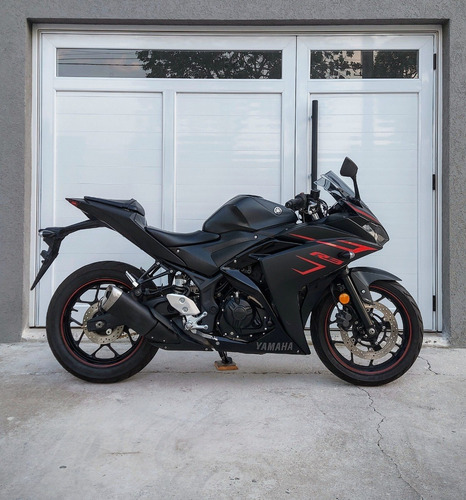 Yamaha R3