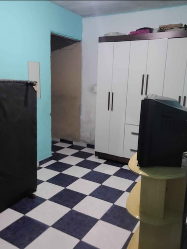 Sobrado C 2 Quartos, Cozinha, Sala, 1 Lavanderia E Banheiro