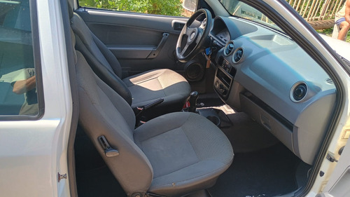 Volkswagen Gol 1.0 Trend Total Flex 3p