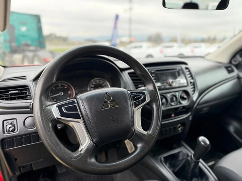 Mitsubishi L200 Katana D/C 2.4 TDI MT CRM 4X4