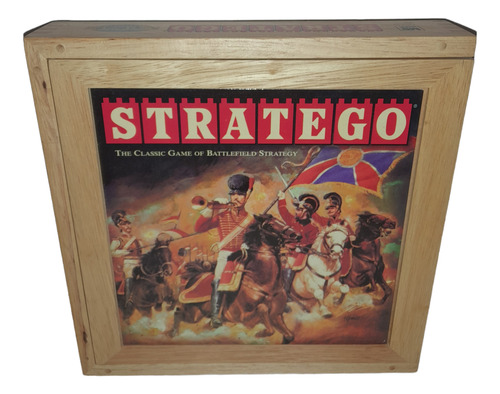 Stratego Juego De Mesa Edicion Nostalgia En Caja De Madera (Usado)