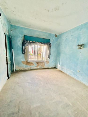 Casa 5 Ambientes En Venta En Lomas De Zamora A Reciclar!