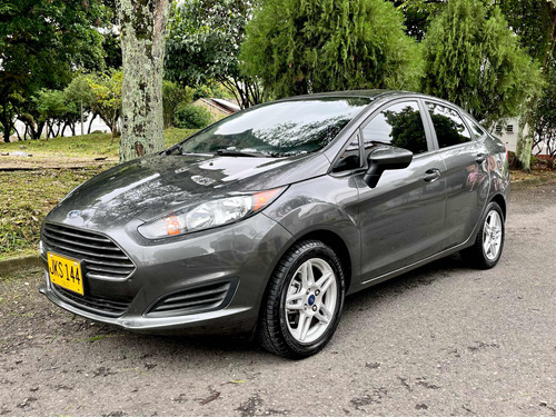 Ford Fiesta Se Sedan Mecánico 7 Airbag Modelo 2017