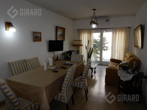 Imagen 2 de 27 de Venta, Semipiso De 4 Amb. Zona Centro.
