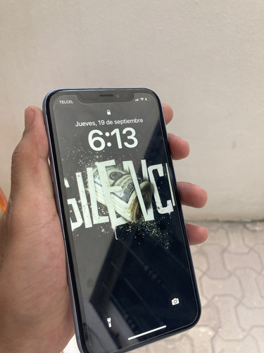 iPhone XR (Usado)