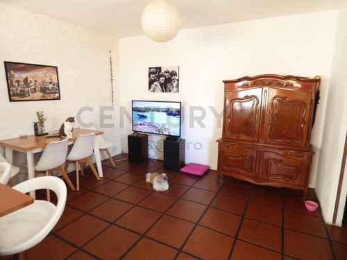 Imagen 4 de 18 de Oportunidad! Ph De 3 Ambientes Al Frente Con Patio Y Balcón -villa Pueyrredón