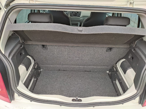 Imagem 4 de 9 de Volkswagen Up! 2015 1.0 Move 5p